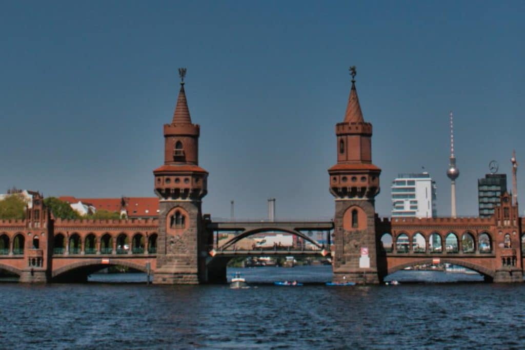 Ost-Berlin Sehenswürdigkeiten Oberbaumbrücke