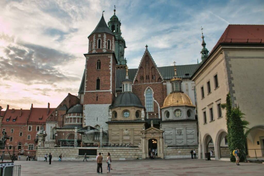 krakow sights wawel
eastern europe travel