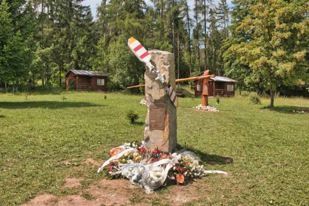 Slowakisches Paradies Gedenkstein für Opfer von Unglücken