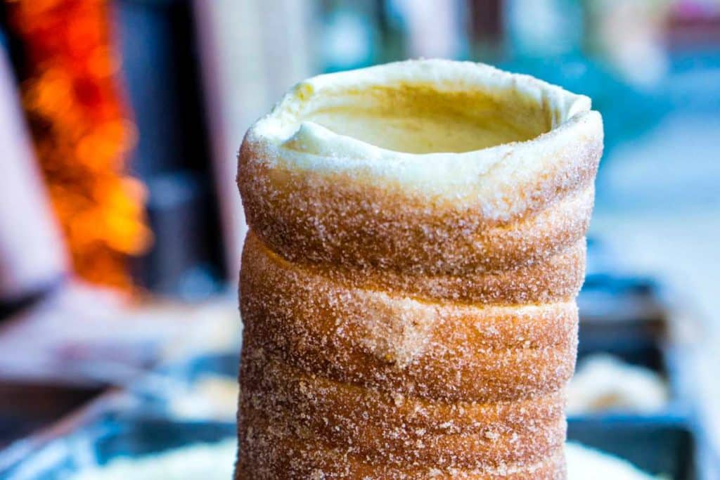 Rumänisches Essen kürtőskalács