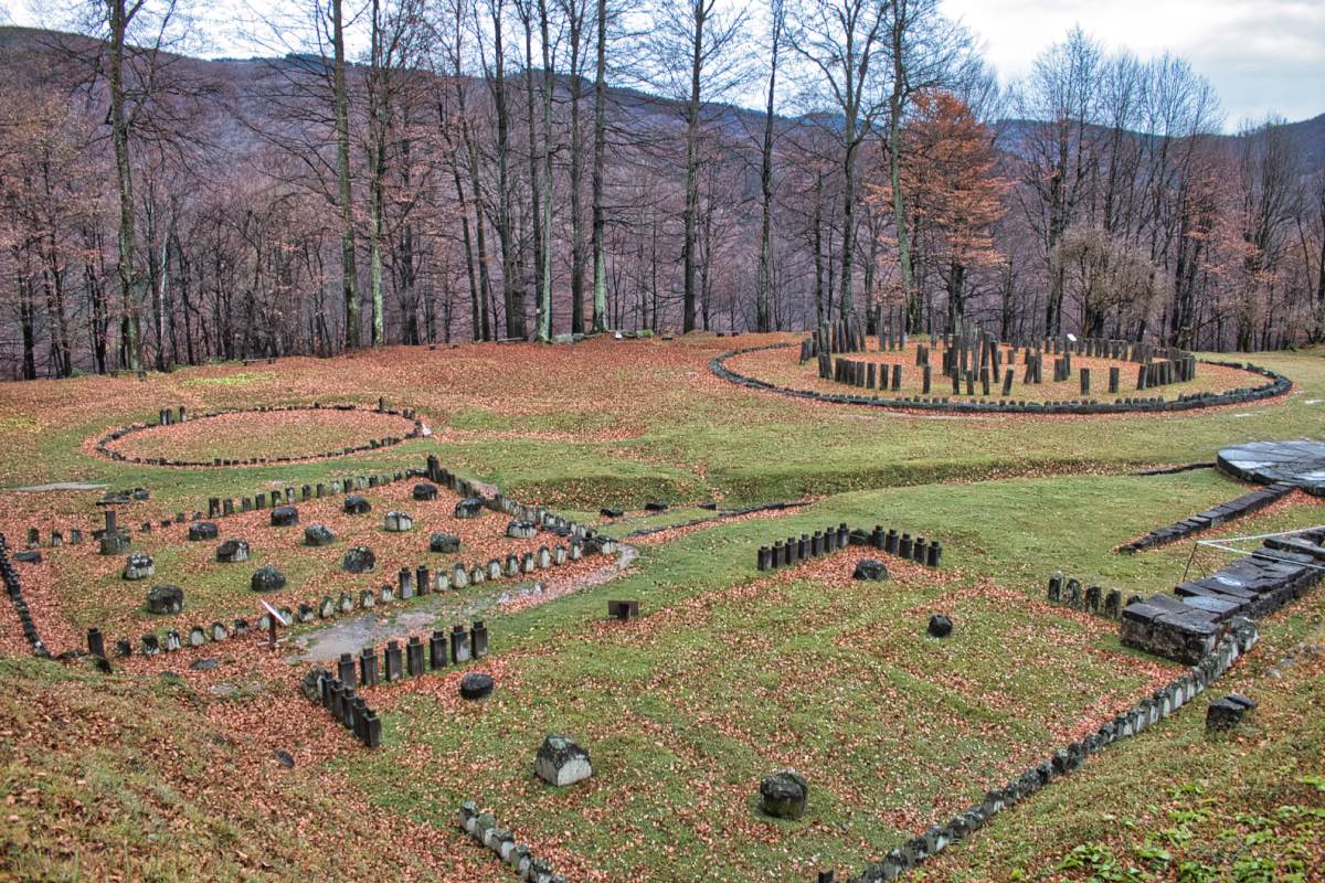 sarmizegetusa-regia-visiting-the-romanian-stonehenge