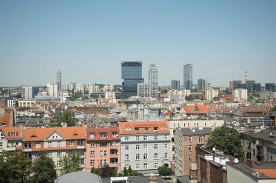 Panoramablick über die Altstadt von Katowice vom Dach der Christkönigkathedrale.
